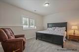 1054 Marie Ln - Photo 33