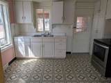 2502 9TH ST - Photo 4