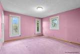 9001 Red Fox Rd - Photo 16