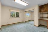 9001 Red Fox Rd - Photo 19