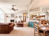 1040 Trails End Dr - Photo 11