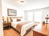 1040 Trails End Dr - Photo 20