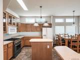 1040 Trails End Dr - Photo 5