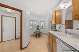 327 Cody St - Photo 15