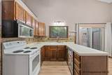 400 Manewal Dr - Photo 12