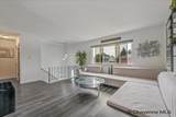 4729 Linden Wy - Photo 18