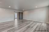4521 Bobolink Ln - Photo 3