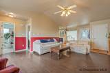 1112 Crescent Dr - Photo 6