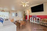 1112 Crescent Dr - Photo 7