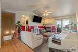 1112 Crescent Dr - Photo 9