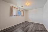 1749 Oxford Dr - Photo 12