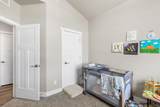 1110 Hess Ave - Photo 18