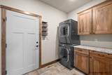 5825 Indigo Dr - Photo 15