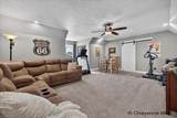 9713 Yellowstone Rd - Photo 21