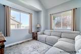 1406 Meadow Dr - Photo 3