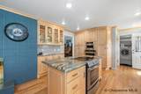 1017 Melton St - Photo 8