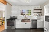 2919 Thomes Ave - Photo 18