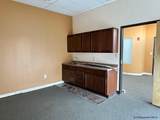 611 Carlson St - Photo 6