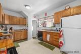 709 19TH ST - Photo 7