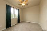 5831 Indigo Dr - Photo 3