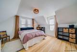 212 25TH ST - Photo 23