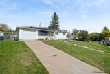 810 Cahill Dr - Photo 3