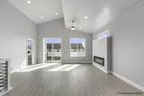3945 Saddleback Ln - Photo 9