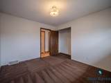 905 19TH ST - Photo 15