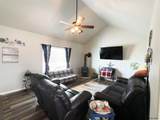 1532 Skyway Ave - Photo 4