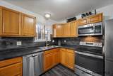 4729 Linden Wy - Photo 9