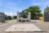209 Ferguson Ave - Photo 2