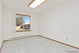 402 Manewal Dr - Photo 19