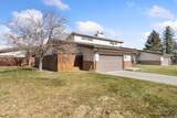 402 Manewal Dr - Photo 4