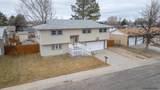 905 19TH ST - Photo 2