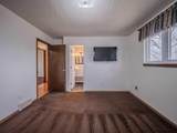 905 19TH ST - Photo 20