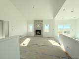 2062 Mammoth Rd - Photo 2