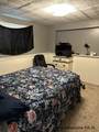 958 Willow Dr - Photo 16