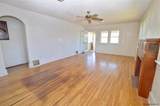 2142 C St - Photo 5