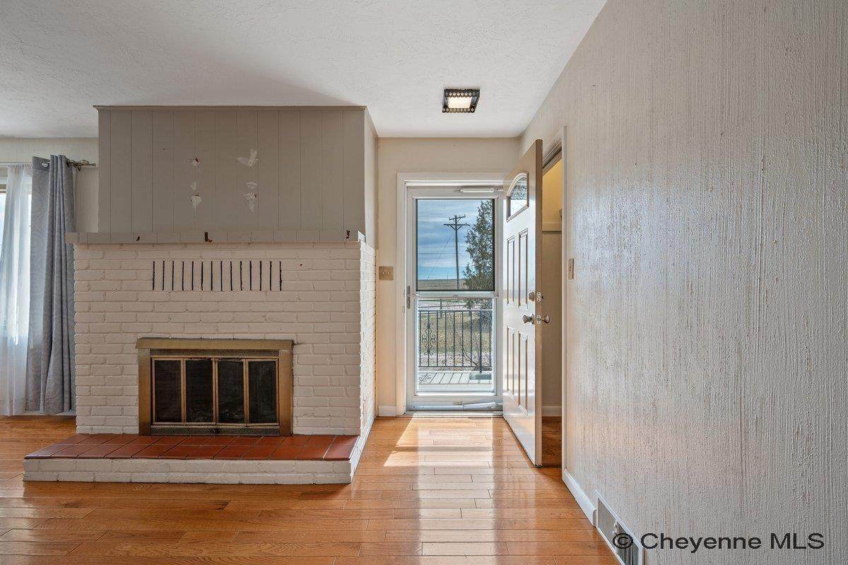 https://bt-photos.global.ssl.fastly.net/cheyenne/orig_boomver_1_100496-2.jpg
