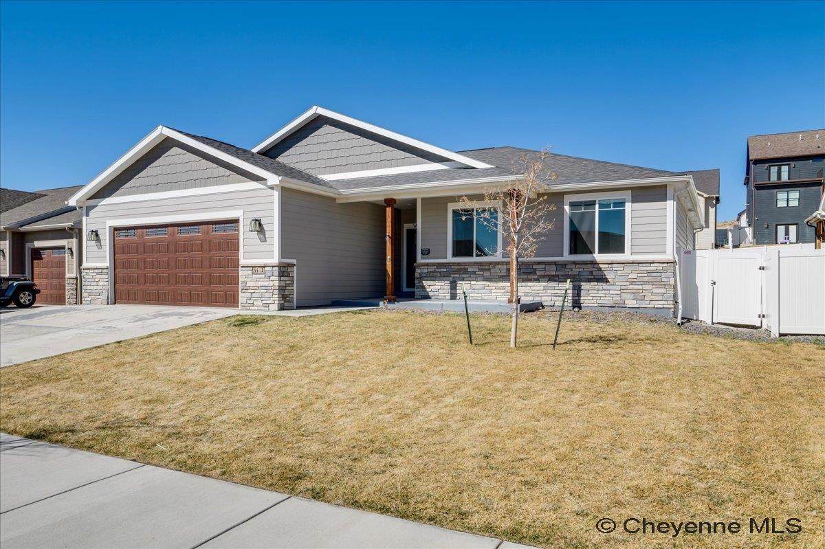 5612 Opal Dr - Photo 1