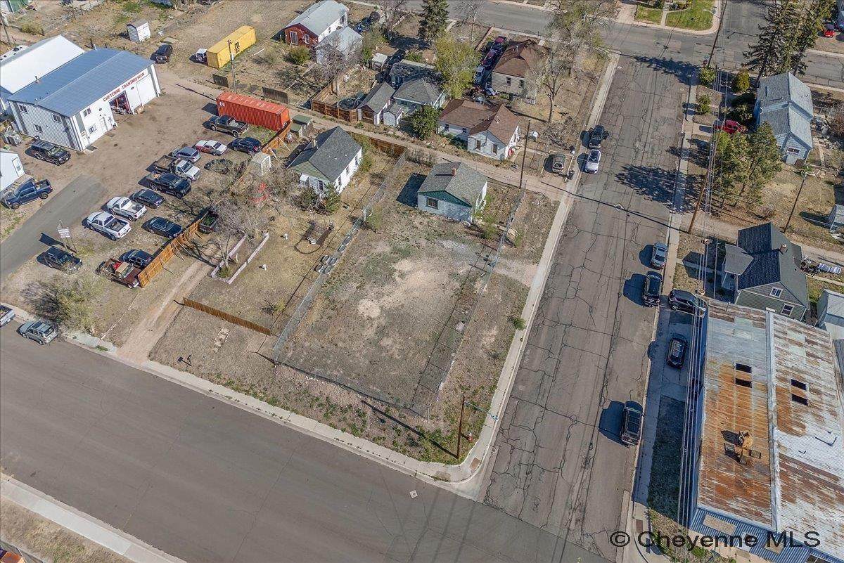 908 Converse Ave - Photo 1