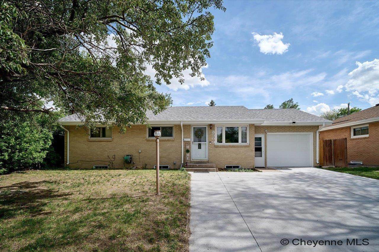 3509 Frontier St - Photo 1