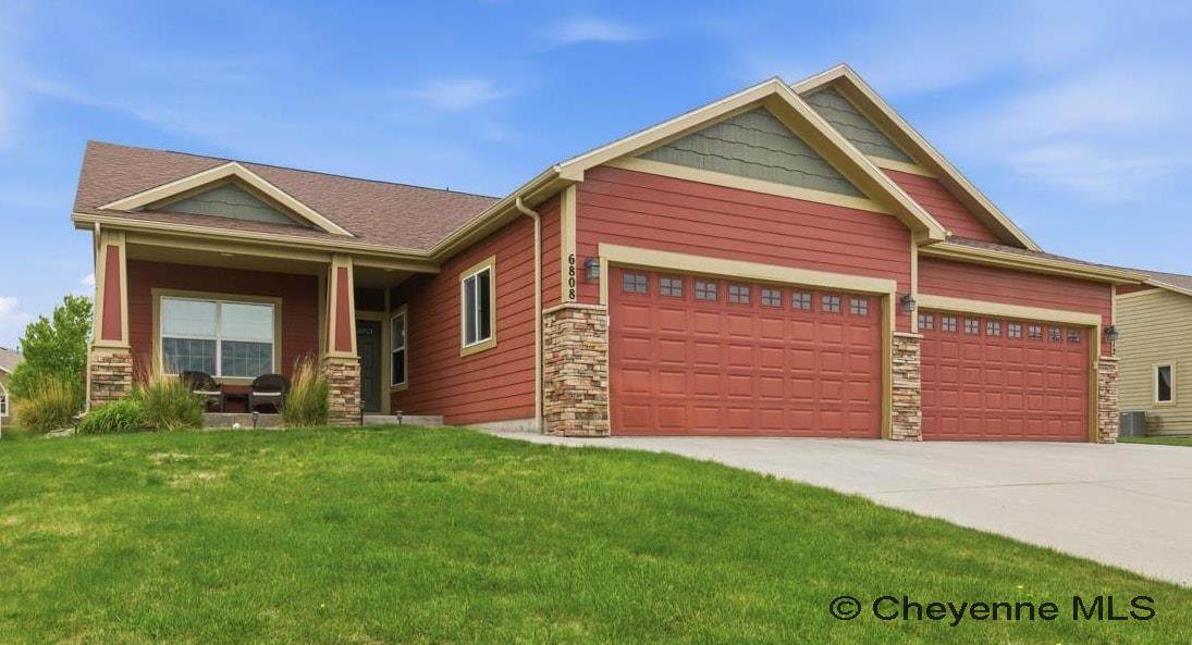 6808 Brave Ct - Photo 1