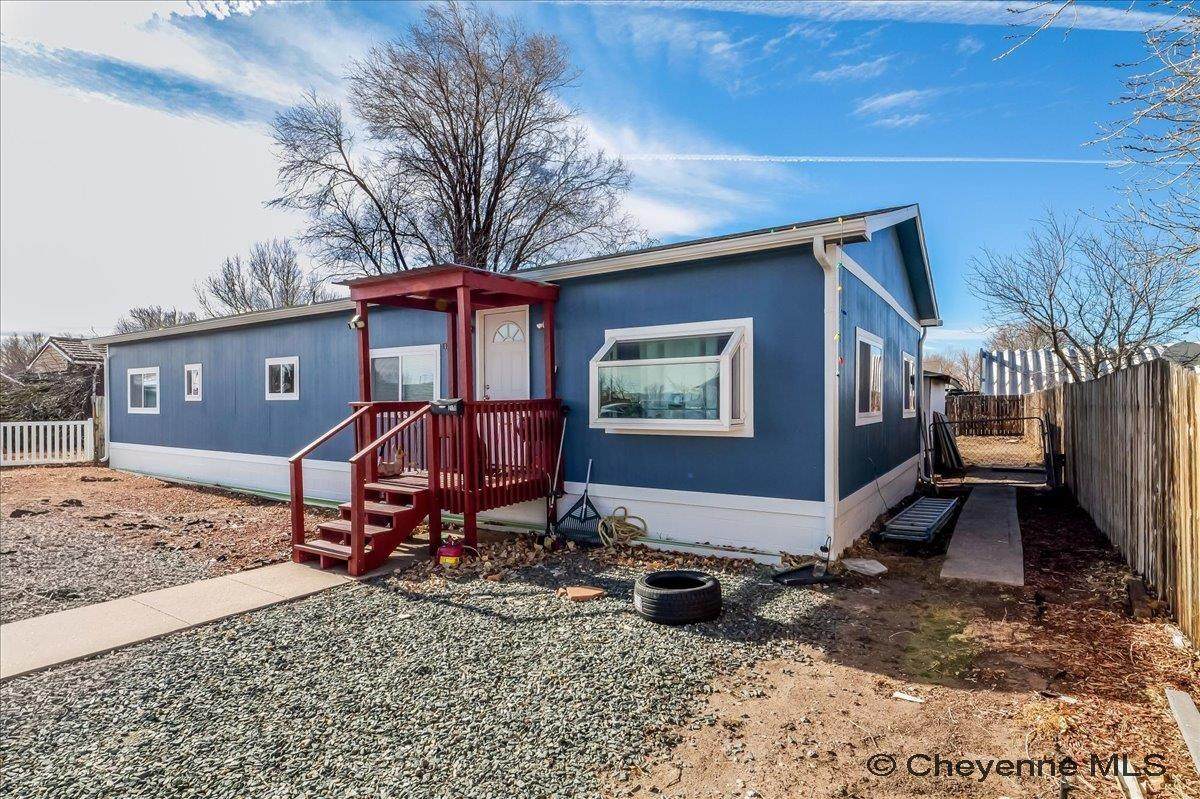 1118 Lake Pl - Photo 1