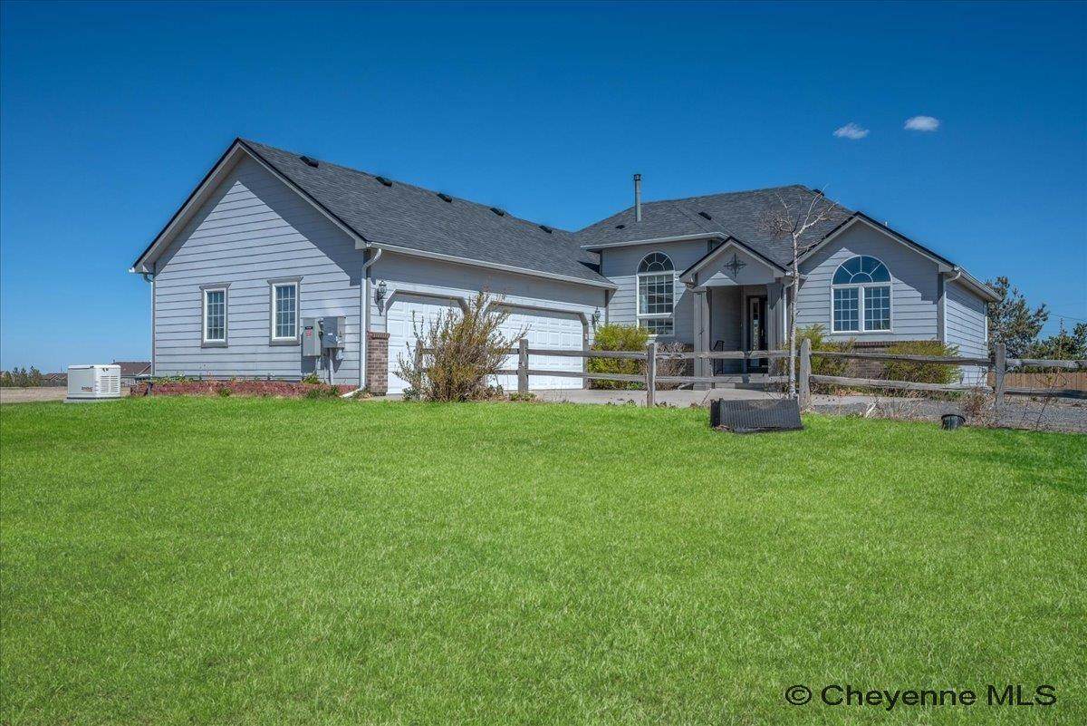 8543 Firethorn Ln - Photo 1