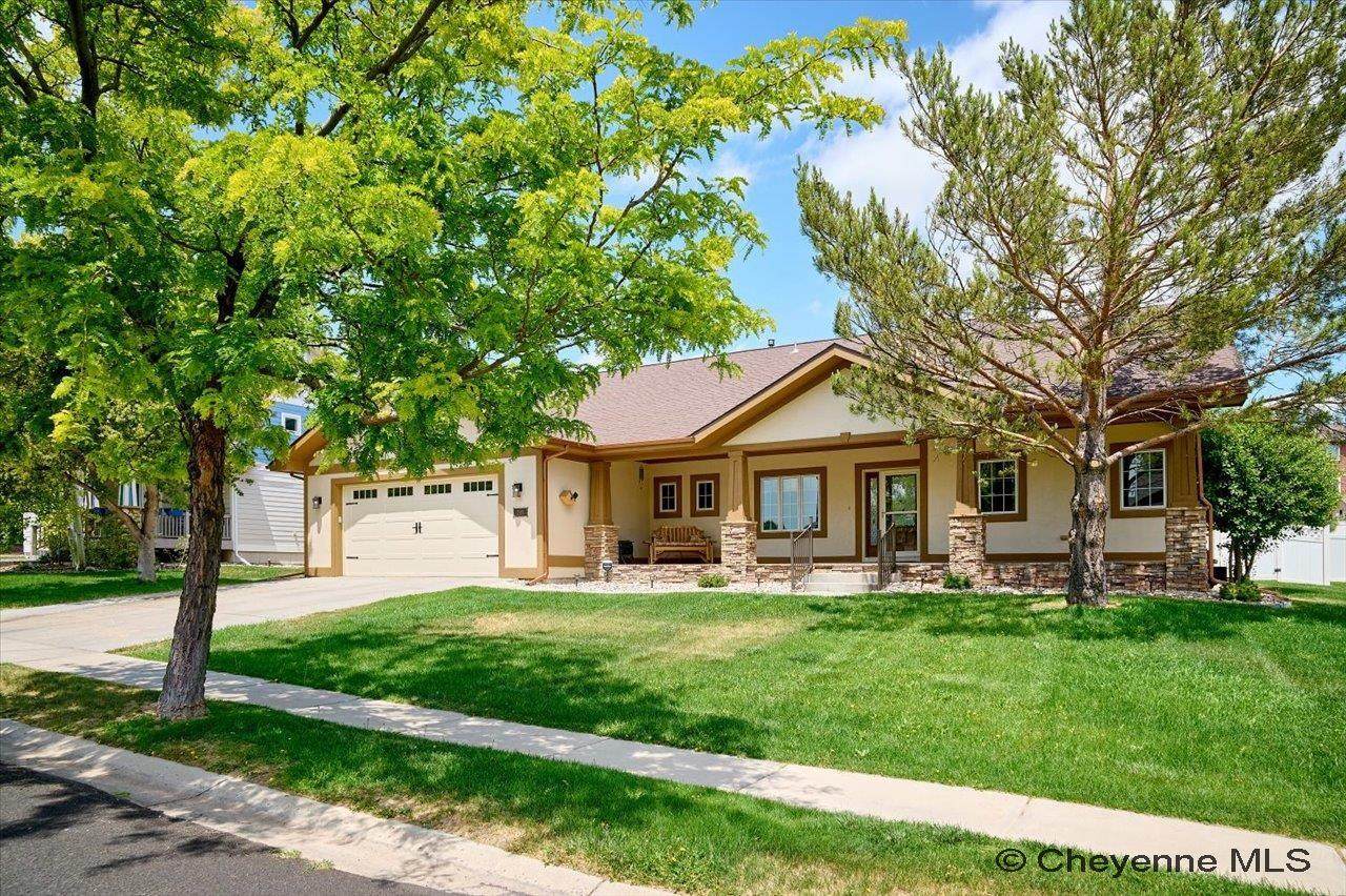 7111 Legacy Parkway - Photo 1