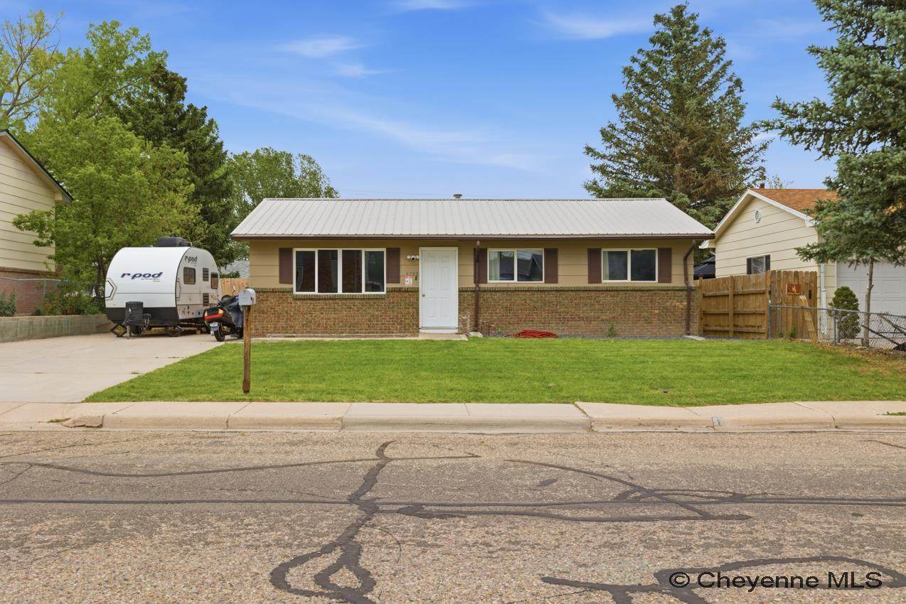 4759 Maple Wy - Photo 1