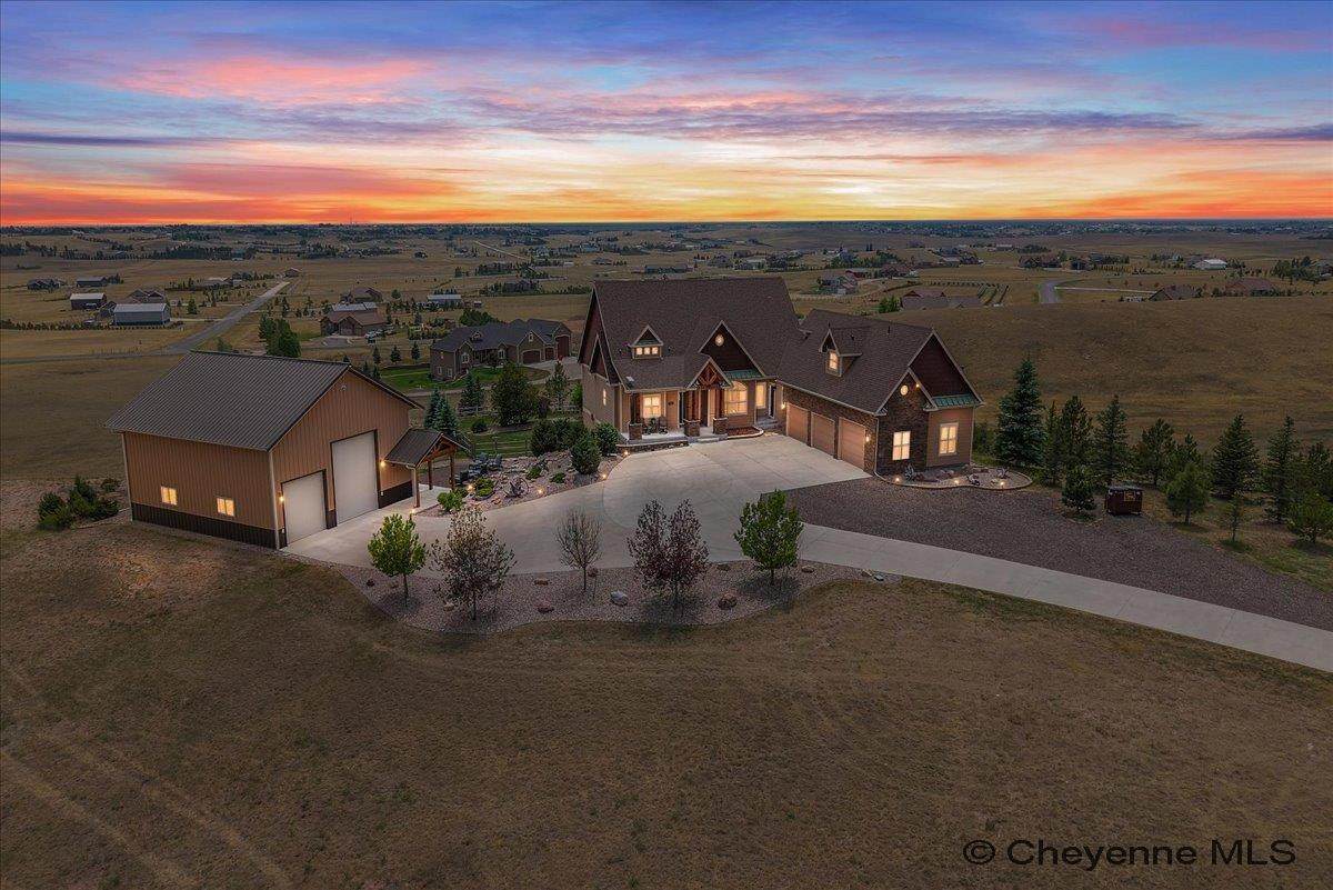7297 Monarch Dr - Photo 1