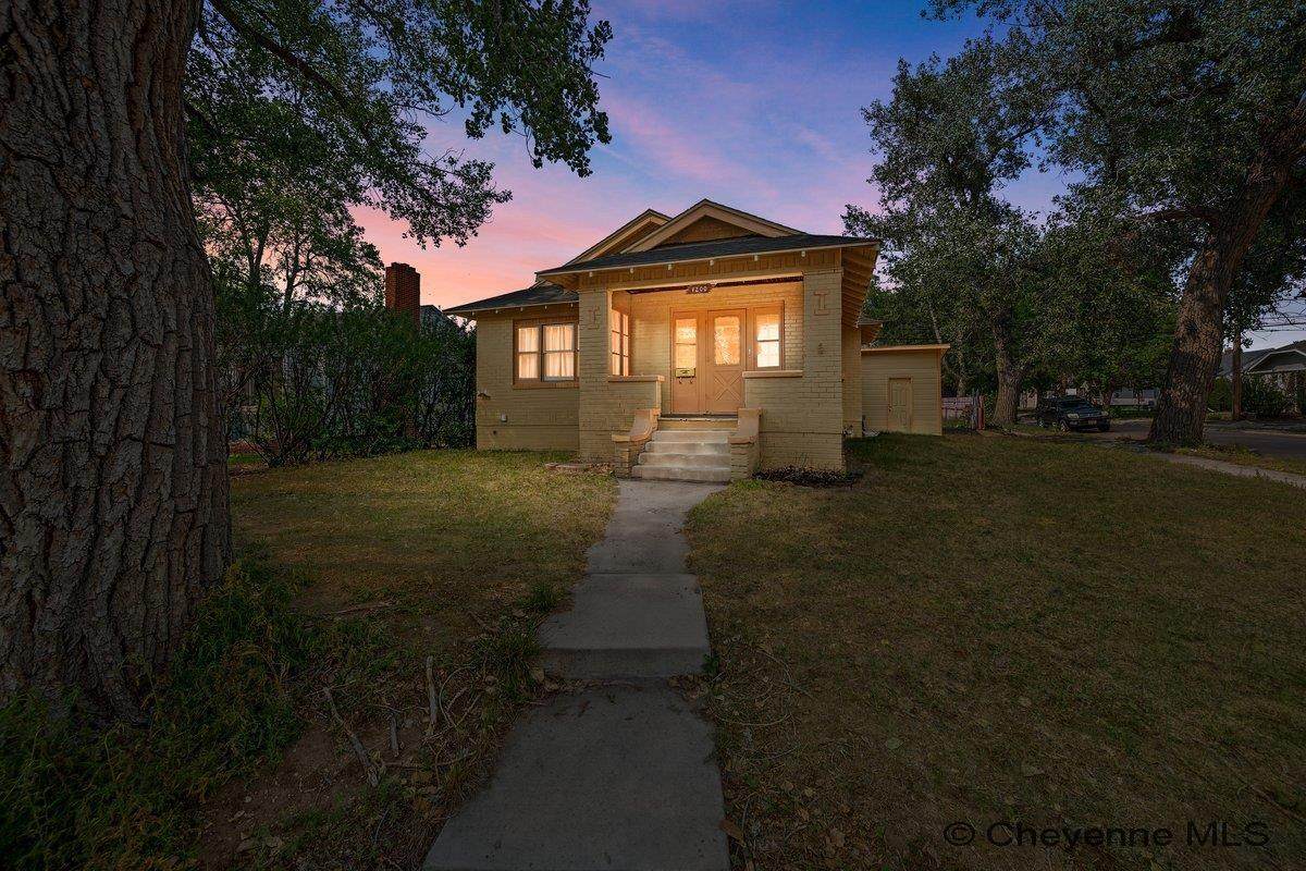 1200 Pershing Blvd - Photo 1