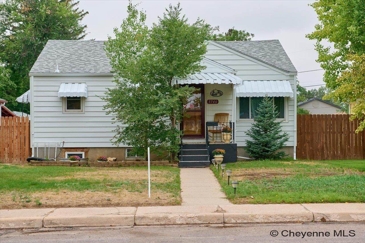 3746 Cribbon Ave - Photo 1